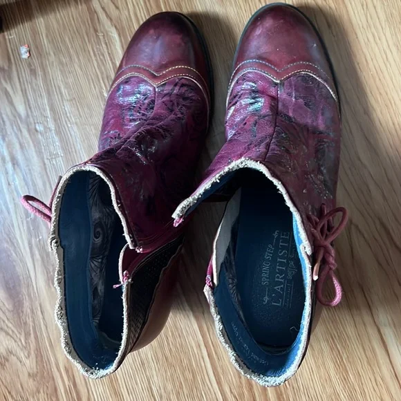 L’Artiste Leather Boots - Picture 1 of 5